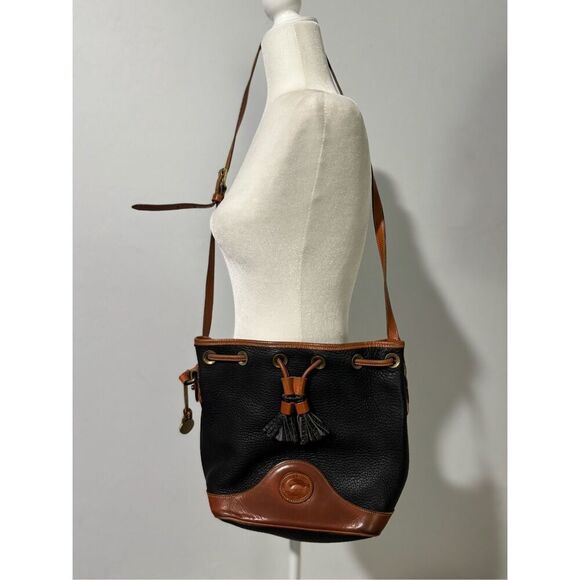 Dooney & Bourke vintage black hobo bucket bag - Picture 1 of 15